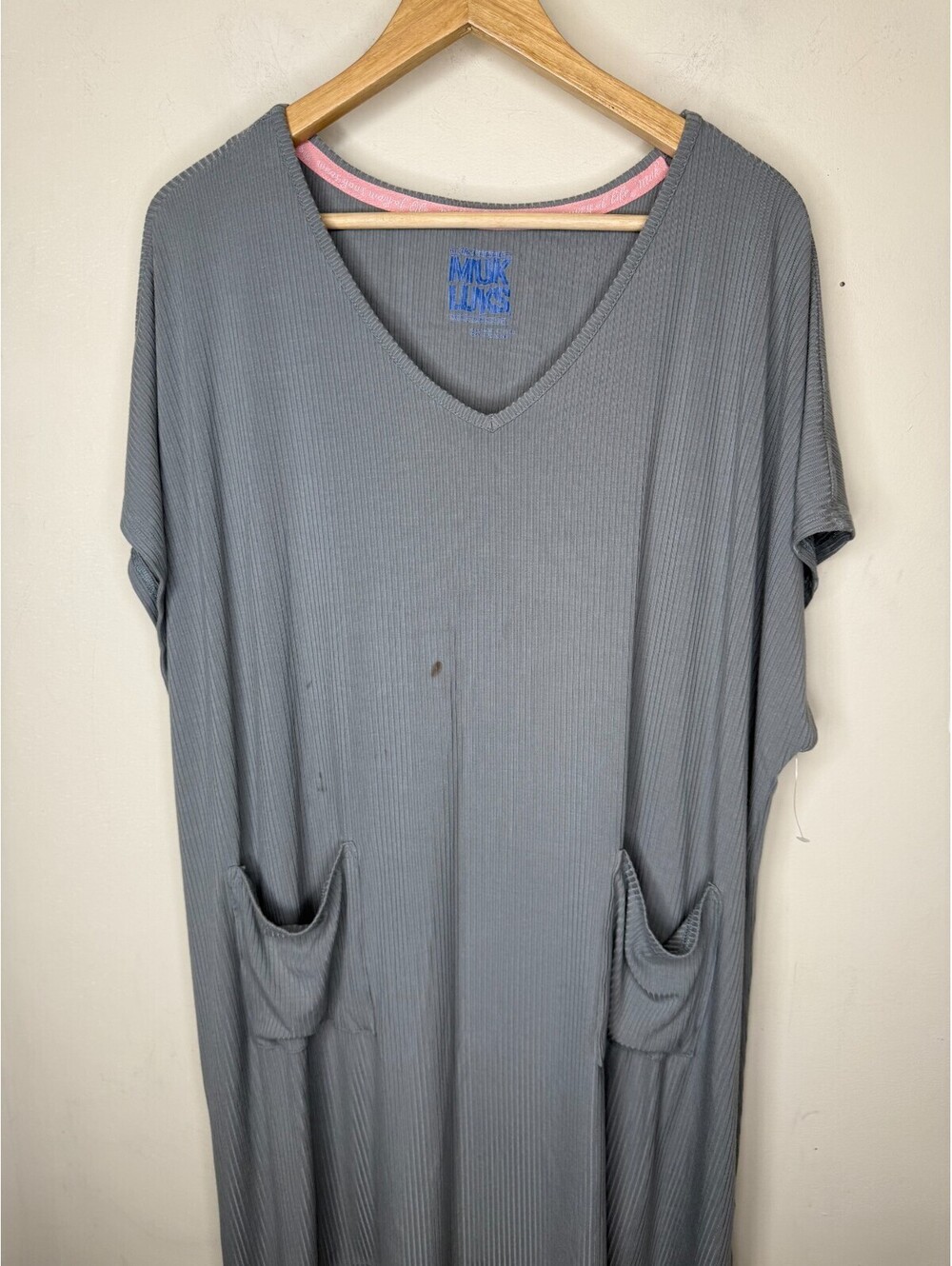 MUK LUKS Butter Knit Short-Sleeve Shift Dress Gray, Size 2X - Picture 3 of 10